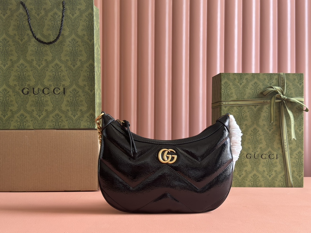 Gucci Hobo Bags